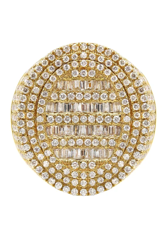 Tennis - Style Women's Diamond Rings with a Continuous Row of Diamonds for a Classic and Versatile LookMens Diamond Ring | 2.54 Carats | 11.21 Grams