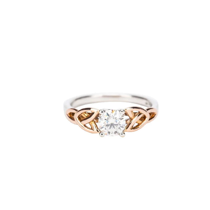 Men's Garnet Engagement Rings in 18K Gold Vermeil with Intricate Engraved Details10k White and Rose Gold 0.5ct Moissanite Trinity Ring Men's Garnet Engagement Rings in 18K Gold Vermeil with Intricate Engraved Details10k White and Rose Gold 0.5ct Moissanite Trinity Ring