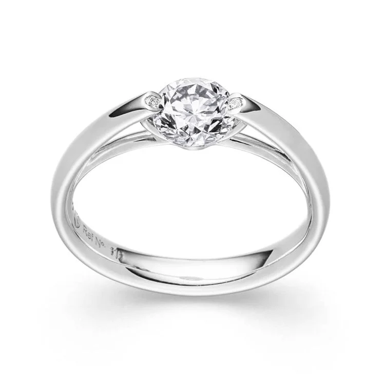 Heart - Shaped Women's Diamond Rings in Rose Gold for a Romantic and Symbolic GiftLumina Ring with Solasfera Diamond Heart - Shaped Women's Diamond Rings in Rose Gold for a Romantic and Symbolic GiftLumina Ring with Solasfera Diamond