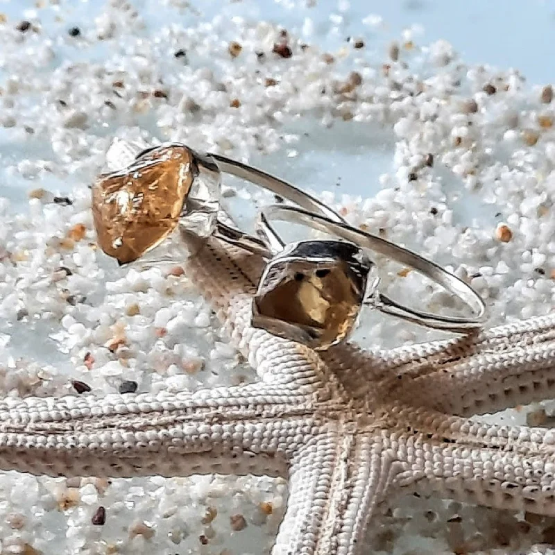 Vintage - Inspired Filigree - Design Women's Rings in Sterling SilverRAW LIGHT - CITRINE RAW STONE 925 RING Vintage - Inspired Filigree - Design Women's Rings in Sterling SilverRAW LIGHT - CITRINE RAW STONE 925 RING