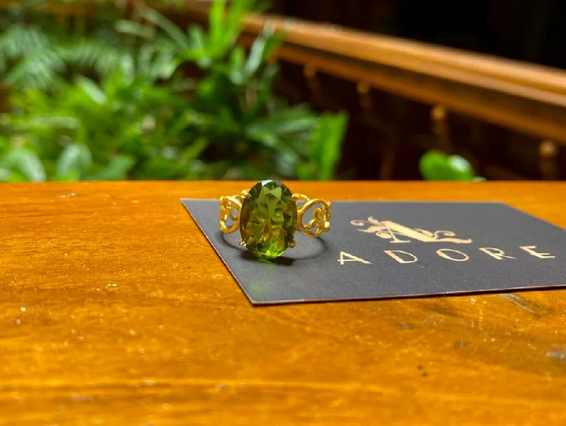 Parrot Green