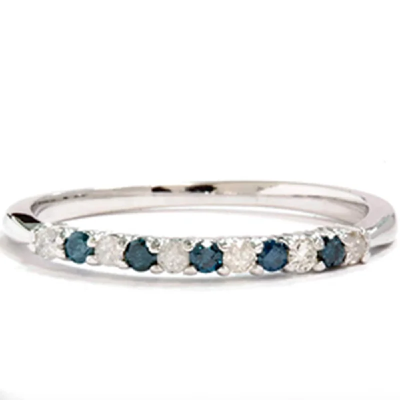 Heart - Shaped Women's Diamond Rings in Rose Gold for a Romantic and Symbolic Gift1/4ct Blue & White Diamond Anniversary Ring White Gold