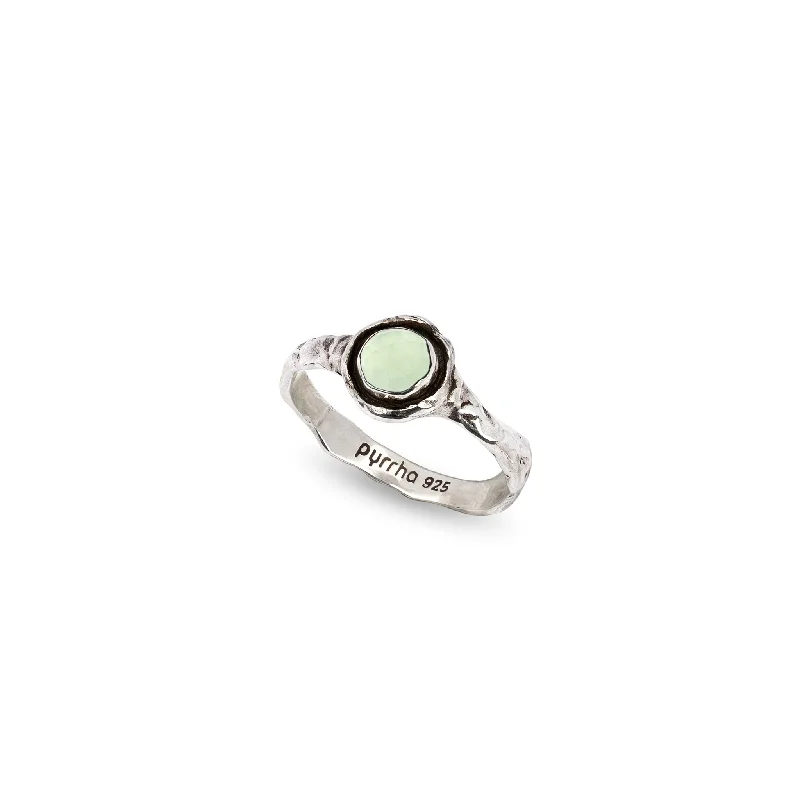 Interlocking Band Women's Rings in White Gold for a Modern DesignPrehnite Small Faceted Stone Talisman Ring Interlocking Band Women's Rings in White Gold for a Modern DesignPrehnite Small Faceted Stone Talisman Ring