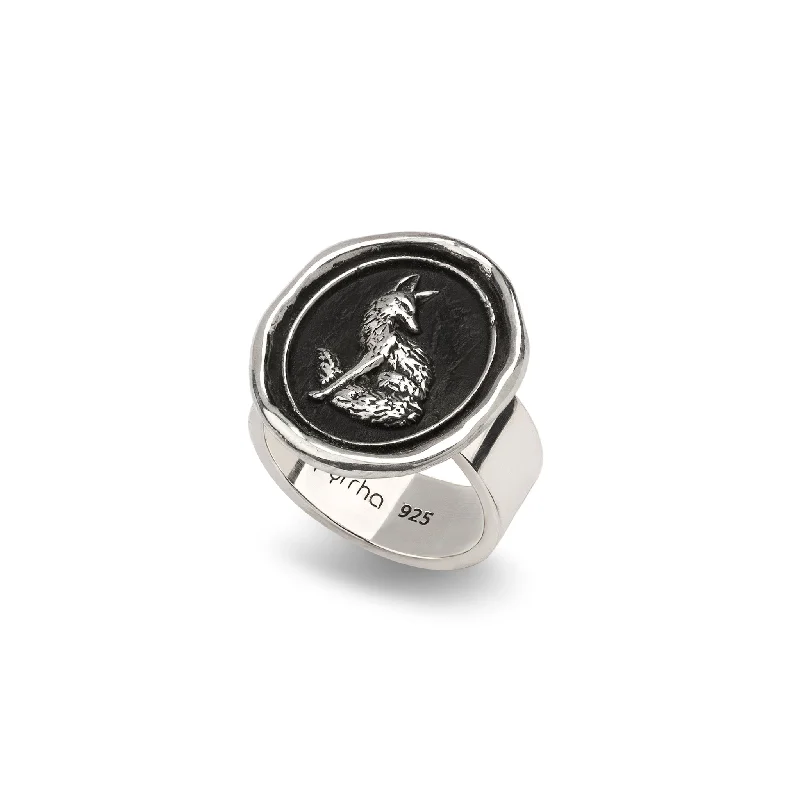 Diamond - Encrusted Women's Rings for Special Occasions in 18K GoldTrust in Yourself Talisman Ring Diamond - Encrusted Women's Rings for Special Occasions in 18K GoldTrust in Yourself Talisman Ring