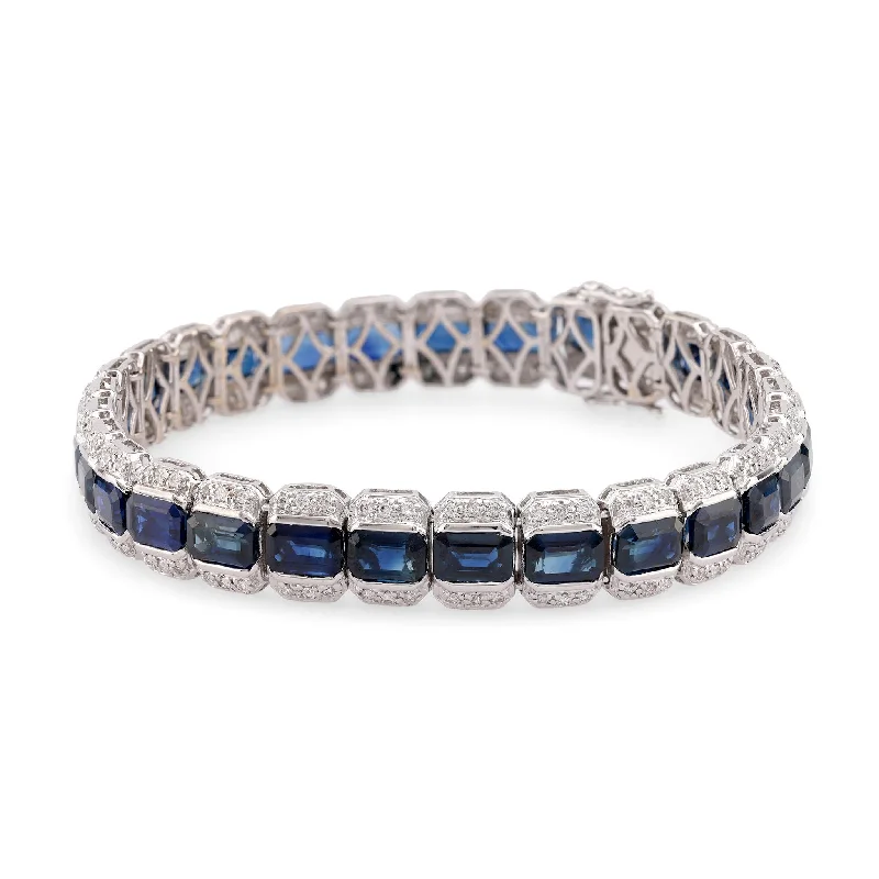 Heart - shaped diamond engagement ring with a hidden halo in 14K rose goldVintage 22 Carat Sapphire Diamond 18K White Gold Bracelet Heart - shaped diamond engagement ring with a hidden halo in 14K rose goldVintage 22 Carat Sapphire Diamond 18K White Gold Bracelet