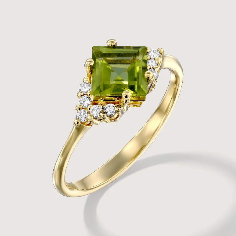 Men's Garnet Engagement Rings in 18K Gold Vermeil with Intricate Engraved DetailsJuliette Ring With Diamonds and peridot Men's Garnet Engagement Rings in 18K Gold Vermeil with Intricate Engraved DetailsJuliette Ring With Diamonds and peridot