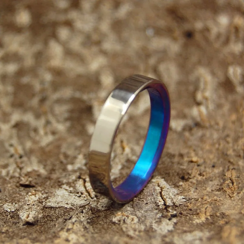 Silicone Women's Rings for a Comfortable and Durable OptionSlim Sleek Turquoise | Men's Turquoise & Titanium Wedding Ring Silicone Women's Rings for a Comfortable and Durable OptionSlim Sleek Turquoise | Men's Turquoise & Titanium Wedding Ring