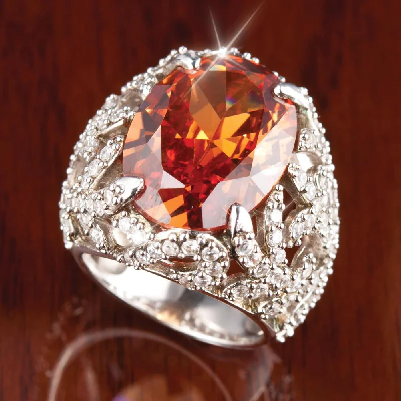 Diamond - Encrusted Women's Rings for Special Occasions in 18K GoldFire Cocktail Ring Diamond - Encrusted Women's Rings for Special Occasions in 18K GoldFire Cocktail Ring