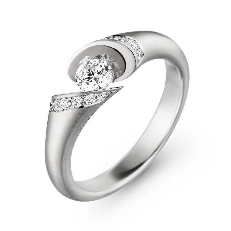 Three - Stone Women's Diamond Rings Symbolizing Past, Present, and Future with Emerald - Cut DiamondsWhite Gold and Diamond Ring - "CALLX" Three - Stone Women's Diamond Rings Symbolizing Past, Present, and Future with Emerald - Cut DiamondsWhite Gold and Diamond Ring - "CALLX"