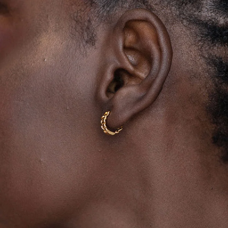 Minimalist Women's Rings with a Single Pearl in 14K Gold - Plated BandsTiny Chain Hoop Earrings