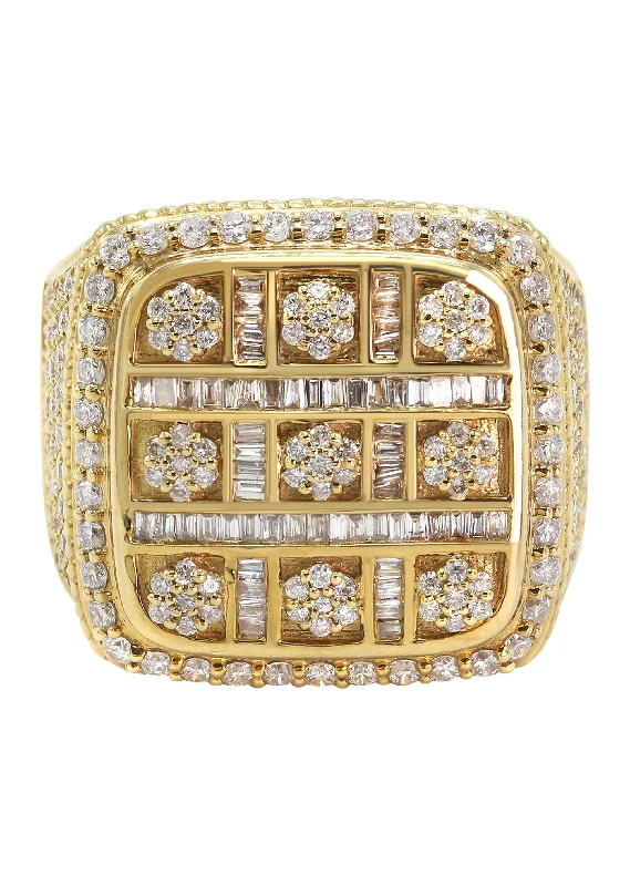 Women's Diamond Rings with Side - Stone Pave Setting for a Sparkling and Continuous ShineMens Diamond Ring | 2.38 Carats | 17.68 Grams