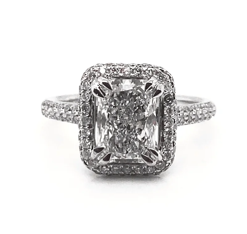 Cushion - Cut Women's Diamond Rings in Platinum with a Soft and Romantic AppearanceLEONA 2 Carat Radiant Cut Lab Grown Diamond Engagement Ring Halo IGI Certified Cushion - Cut Women's Diamond Rings in Platinum with a Soft and Romantic AppearanceLEONA 2 Carat Radiant Cut Lab Grown Diamond Engagement Ring Halo IGI Certified
