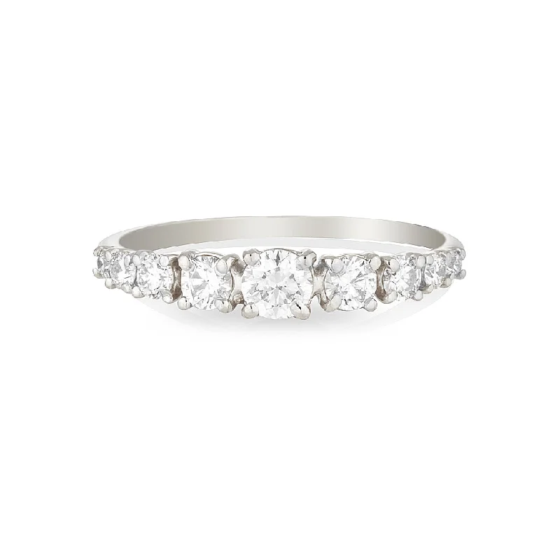 Cushion - Cut Women's Diamond Rings in Platinum with a Soft and Romantic AppearanceMaya medium | diamonds Cushion - Cut Women's Diamond Rings in Platinum with a Soft and Romantic AppearanceMaya medium | diamonds