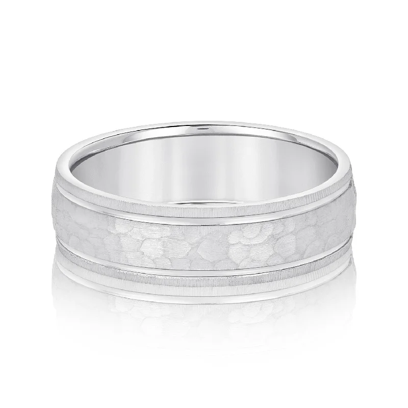 Men's lightweight rings for all - day comfortMen's Hammered Grooved Edged Band