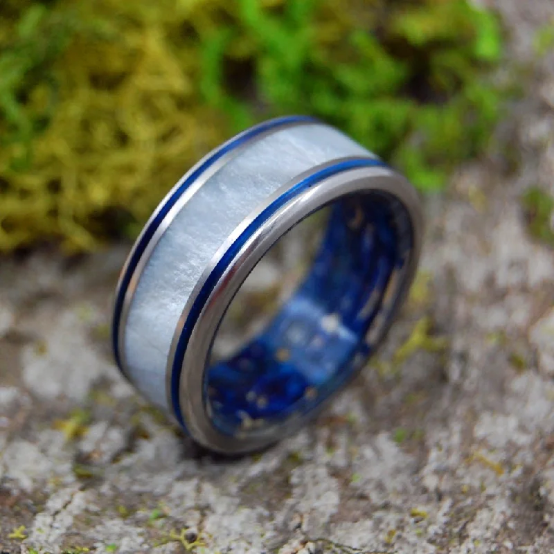 Men's music - note rings for musiciansHurricane Love | Men's Box Elder Wood, Gray Pearl & Titanium Wedding Ring