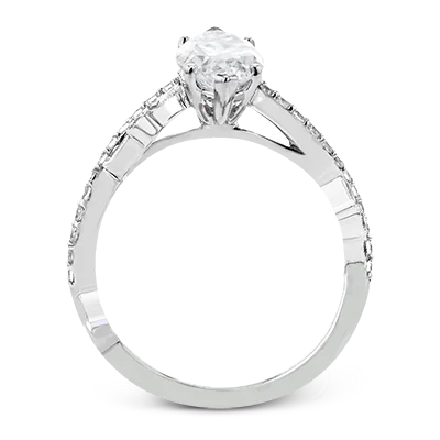 Women's Solitaire Diamond Rings with Round - Cut Diamonds and Platinum Settings for an Elegant EngagementEngagement Ring in 18k Gold with Diamonds Women's Solitaire Diamond Rings with Round - Cut Diamonds and Platinum Settings for an Elegant EngagementEngagement Ring in 18k Gold with Diamonds