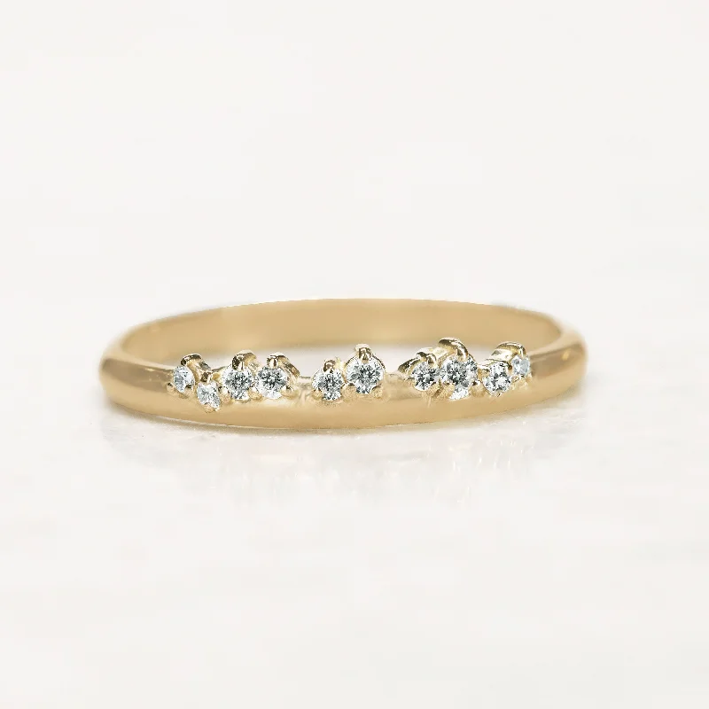 Art Deco - Inspired Women's Diamond Rings with Geometric Designs and Baguette - Cut DiamondsAmara Ring II | white diamonds Art Deco - Inspired Women's Diamond Rings with Geometric Designs and Baguette - Cut DiamondsAmara Ring II | white diamonds