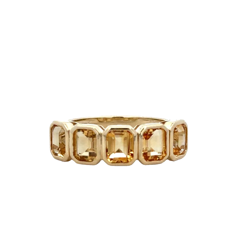 Princess - cut diamond engagement ring with a pavé - set band in platinumBezel Set Citrine Band in Yellow Gold Princess - cut diamond engagement ring with a pavé - set band in platinumBezel Set Citrine Band in Yellow Gold