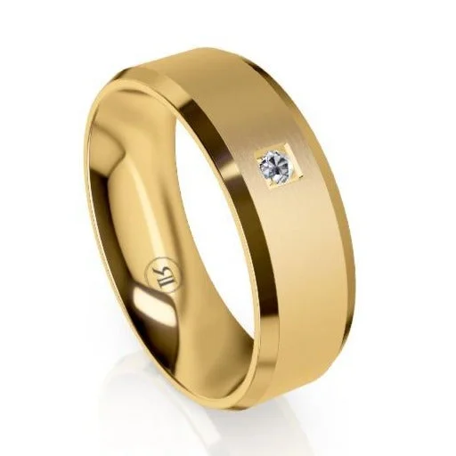 Heart - Shaped Women's Diamond Rings in Rose Gold for a Romantic and Symbolic GiftBevelled Edge Brushed Diamond Centre Gold Wedding Ring Heart - Shaped Women's Diamond Rings in Rose Gold for a Romantic and Symbolic GiftBevelled Edge Brushed Diamond Centre Gold Wedding Ring