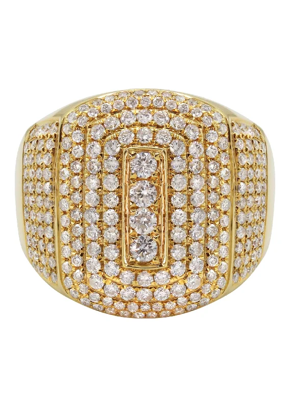 Cluster - Style Women's Diamond Rings with Multiple Small Diamonds Arranged in a Stunning PatternMens Diamond Ring | 2.11 Carats | 13.42 Grams