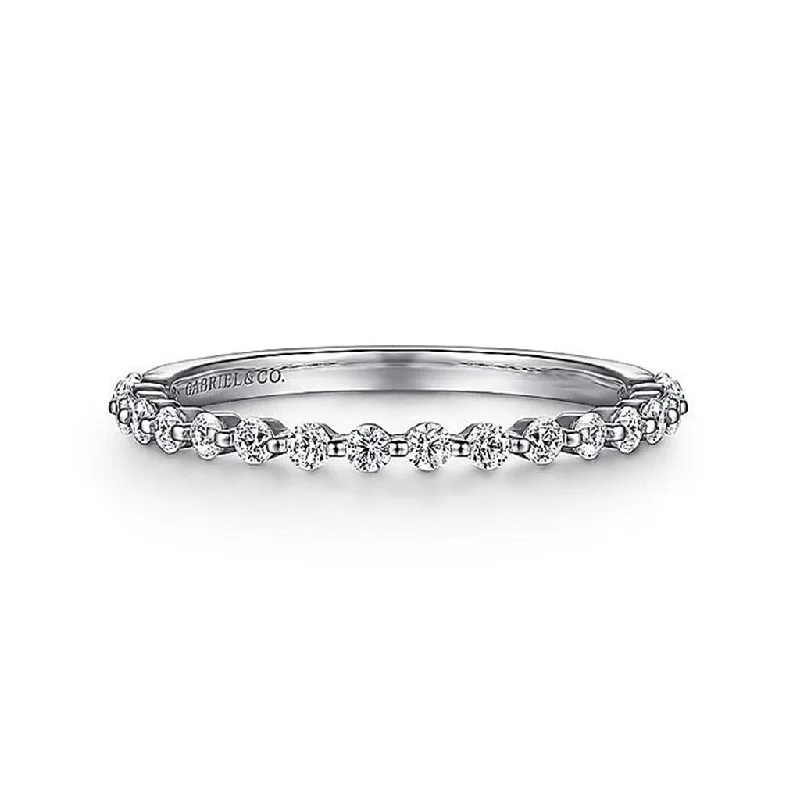 Heart - Shaped Women's Diamond Rings in Rose Gold for a Romantic and Symbolic Gift14K White Gold Single Prong Diamond Anniversary Band Heart - Shaped Women's Diamond Rings in Rose Gold for a Romantic and Symbolic Gift14K White Gold Single Prong Diamond Anniversary Band