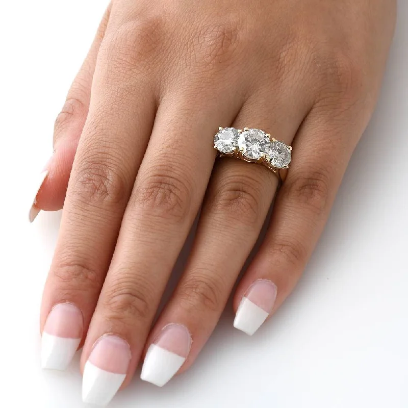 Pear - Shaped Women's Diamond Rings in Yellow Gold with a Single - Diamond Pendant LookCertified 5Ct Three Stone Diamond Engagement Anniversary Ring Gold Lab Grown
