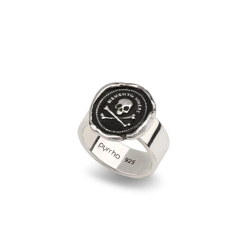 Interlocking Band Women's Rings in White Gold for a Modern DesignRemember to Live Talisman Ring Interlocking Band Women's Rings in White Gold for a Modern DesignRemember to Live Talisman Ring