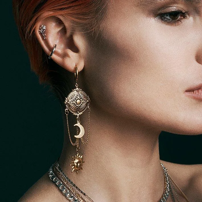 Small hoop earringsEQUINOX. Celestial Path Chain Hoop Earrings - Gold