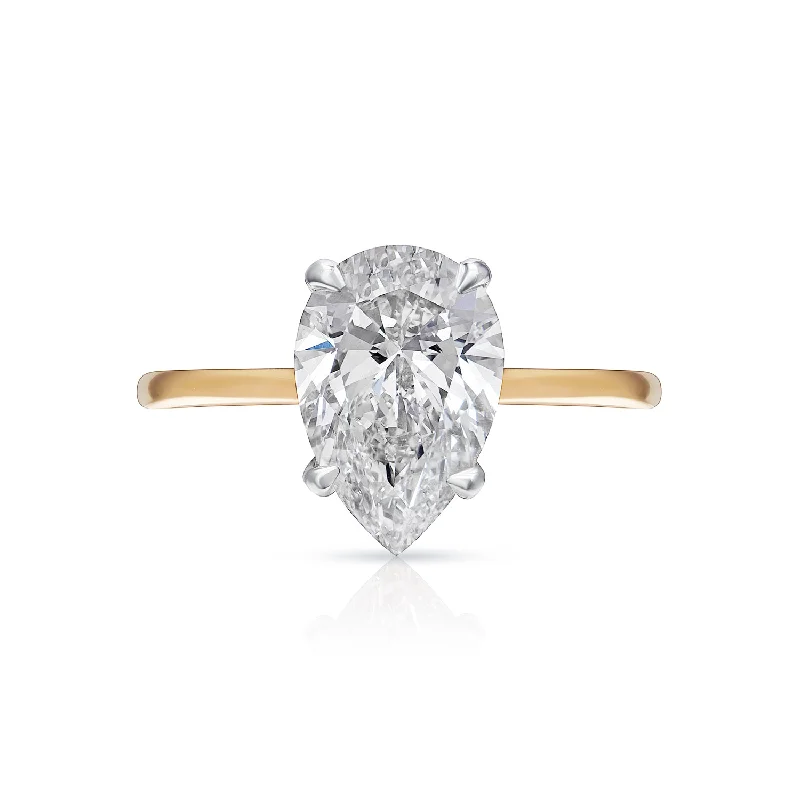 Women's Solitaire Diamond Rings with Round - Cut Diamonds and Platinum Settings for an Elegant EngagementLEMON 4 Carat Pear Shaped Lab Grown Diamond Engagement Ring Halo IGI Certified Women's Solitaire Diamond Rings with Round - Cut Diamonds and Platinum Settings for an Elegant EngagementLEMON 4 Carat Pear Shaped Lab Grown Diamond Engagement Ring Halo IGI Certified