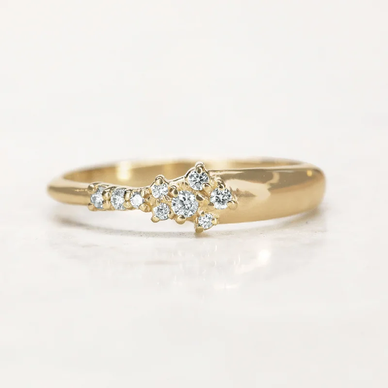 Three - Stone Women's Diamond Rings Symbolizing Past, Present, and Future with Emerald - Cut DiamondsGisele Ring II | white diamonds Three - Stone Women's Diamond Rings Symbolizing Past, Present, and Future with Emerald - Cut DiamondsGisele Ring II | white diamonds