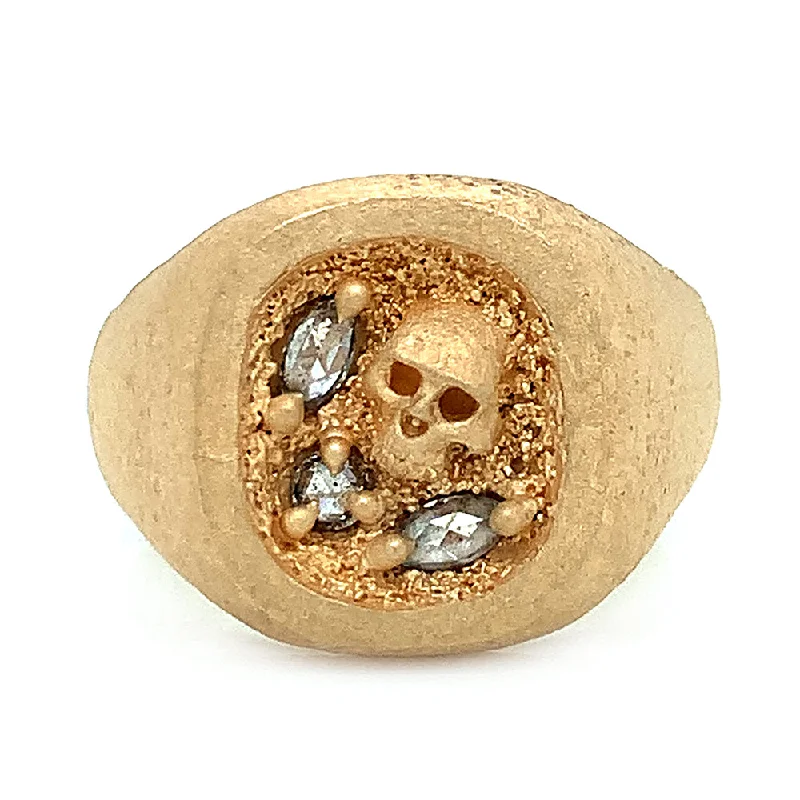 Cluster - Style Women's Diamond Rings with Multiple Small Diamonds Arranged in a Stunning PatternYellow Gold & Dimond Signet Ring - "Herculaneum" Cluster - Style Women's Diamond Rings with Multiple Small Diamonds Arranged in a Stunning PatternYellow Gold & Dimond Signet Ring - "Herculaneum"