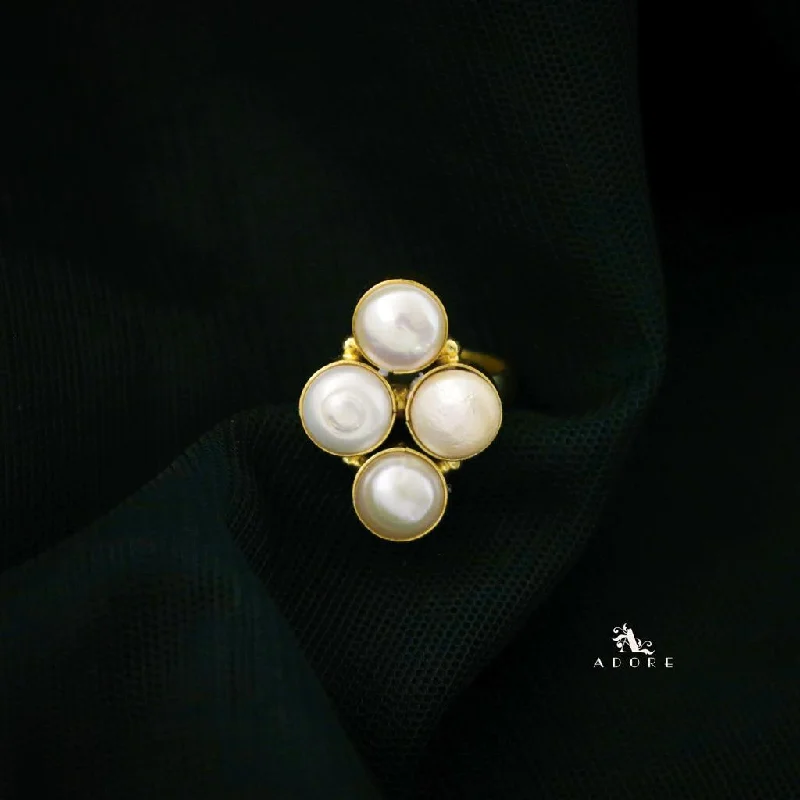 4 Pearl Ring