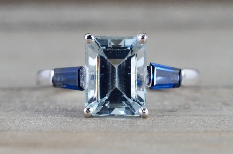 Men's infinity - symbol rings for a romantic meaning14k White gold Emerald Aquamarine with Blue Sapphire Baguette Future Past Present Engagement Ring