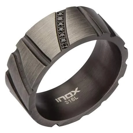 Men's skull - shaped rings for a gothic styleMen's Stainless Steel Gunmetal Finished Ring with Black CZ’s-9mm Men's skull - shaped rings for a gothic styleMen's Stainless Steel Gunmetal Finished Ring with Black CZ’s-9mm