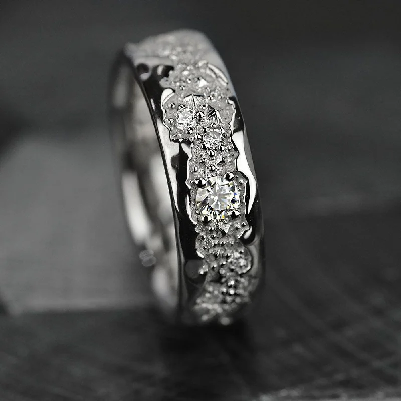 Men's skull - shaped rings for a gothic style0.6 CTW Moissanite Men's Ring 14K White Gold Ring Men's skull - shaped rings for a gothic style0.6 CTW Moissanite Men's Ring 14K White Gold Ring