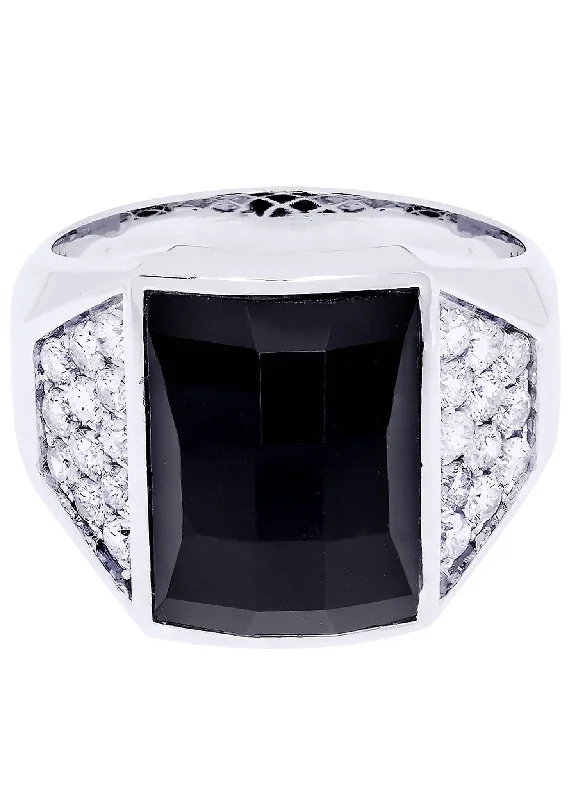 Women's Diamond Rings with Amethyst and Diamond Combinations for a Purple - Hued EleganceWhite Gold Pinky Diamond Ring| 0.88 Carats| 10.67 Grams