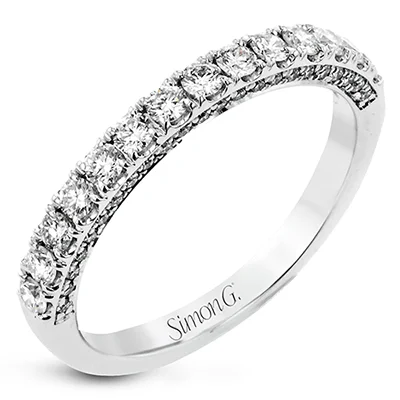 Marquise - Cut Women's Diamond Rings in Palladium for a Unique and Elongated ShapeEngagement Ring in 18k Gold with Diamonds Marquise - Cut Women's Diamond Rings in Palladium for a Unique and Elongated ShapeEngagement Ring in 18k Gold with Diamonds