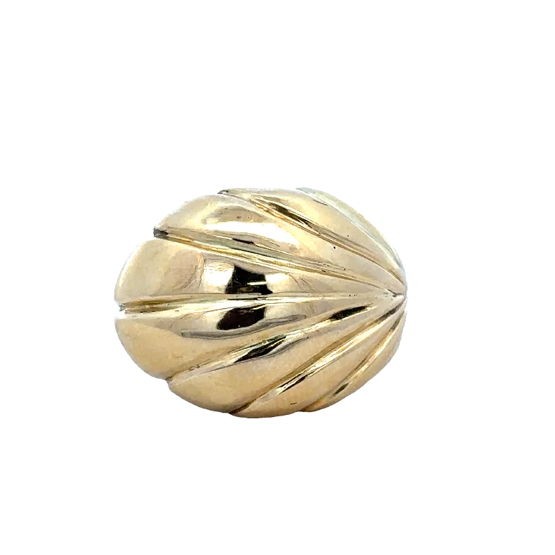 Round - cut diamond engagement ring with a twisted band design in 14K white goldDomed Shell Ring in 18k Yellow Gold Round - cut diamond engagement ring with a twisted band design in 14K white goldDomed Shell Ring in 18k Yellow Gold