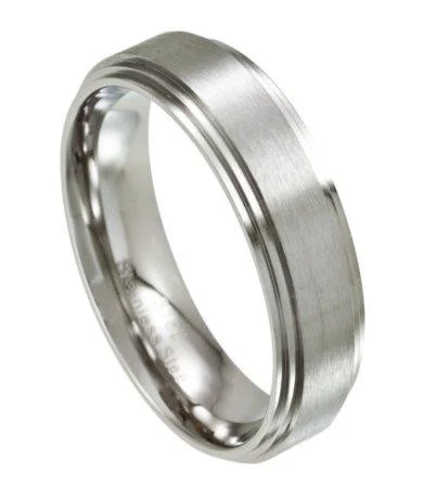 Men's two - tone rings combining silver and goldMen's Stainless Steel Wedding Ring with Step Down Edges | 7mm Men's two - tone rings combining silver and goldMen's Stainless Steel Wedding Ring with Step Down Edges | 7mm
