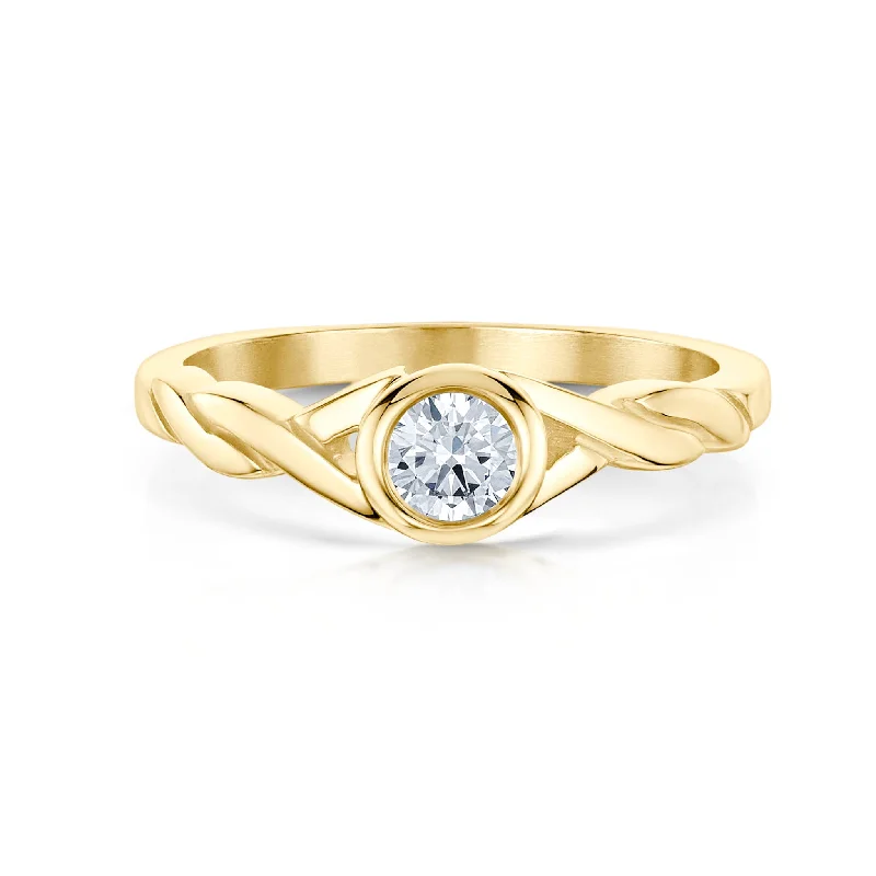 Vintage - Style Women's Diamond Rings with Floral - Engraved Bands and Multiple Diamond AccentsCeltic Twist 0.25ct Diamond Solitaire Ring in 9ct Yellow Gold Vintage - Style Women's Diamond Rings with Floral - Engraved Bands and Multiple Diamond AccentsCeltic Twist 0.25ct Diamond Solitaire Ring in 9ct Yellow Gold