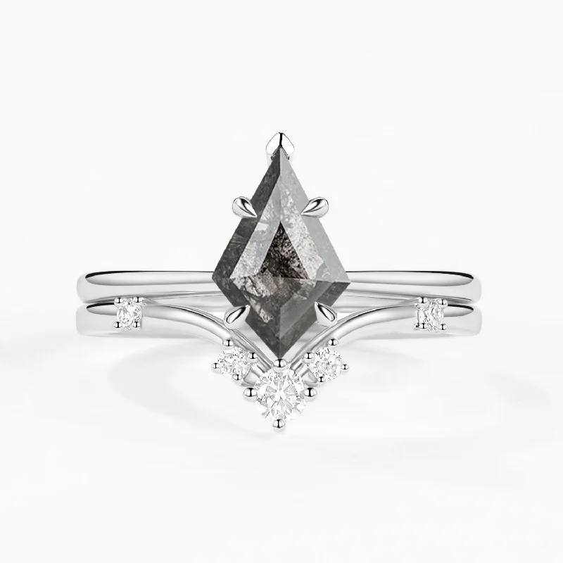 Princess - Cut Women's Diamond Rings in White Gold with a High - Clarity Diamond for a Modern LookUnique Kite Salt and Pepper Diamonds Ring Set 2pcs Princess - Cut Women's Diamond Rings in White Gold with a High - Clarity Diamond for a Modern LookUnique Kite Salt and Pepper Diamonds Ring Set 2pcs