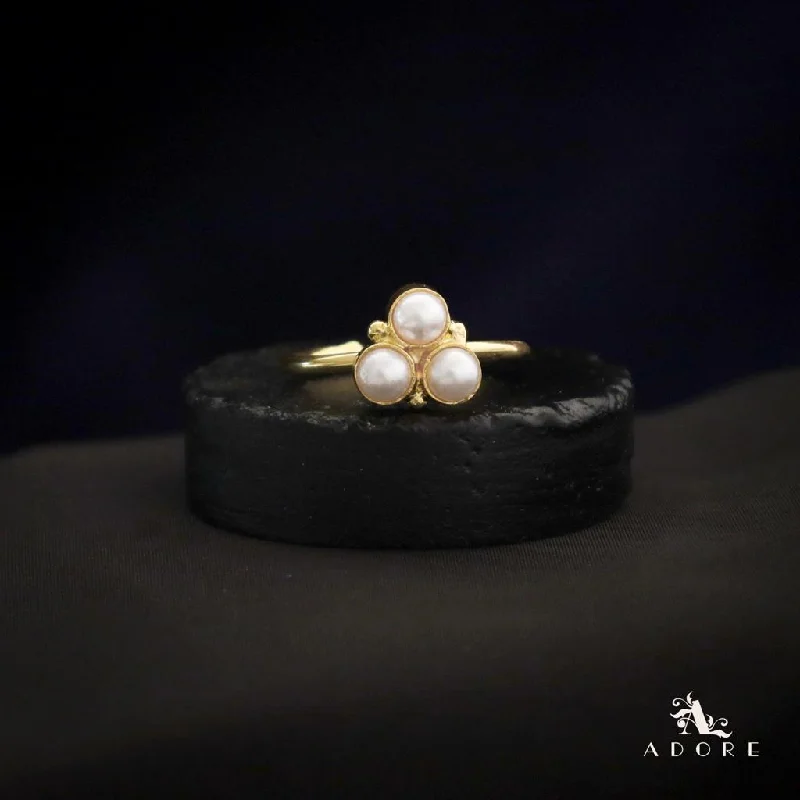 Tri Pearl Ring (5mm)