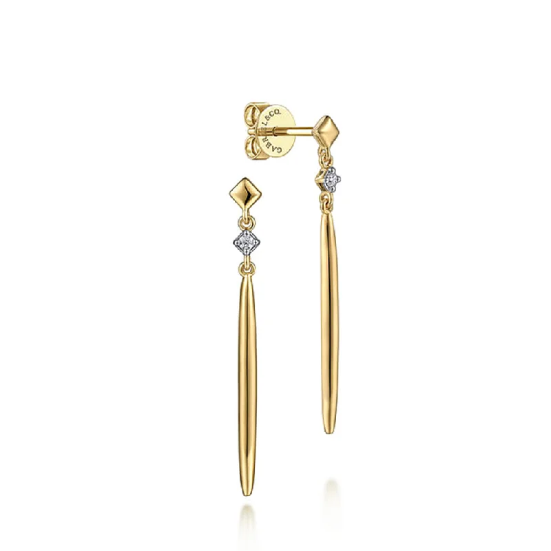 Men's Topaz Engagement Rings in 10K Gold with a Channel - Set Diamond BandDiamond Earring Men's Topaz Engagement Rings in 10K Gold with a Channel - Set Diamond BandDiamond Earring