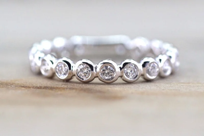 Men's animal - print rings with leopard or snake patterns18kt White Gold Round Diamond Eternity Band Smooth Wedding Engagement Ring Love Promise Bezel Stack Men's animal - print rings with leopard or snake patterns18kt White Gold Round Diamond Eternity Band Smooth Wedding Engagement Ring Love Promise Bezel Stack
