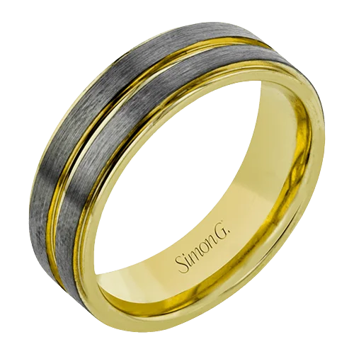 Men's polished brass rings with a warm glowMen's Wedding Band In 14k Or 18k Gold Men's polished brass rings with a warm glowMen's Wedding Band In 14k Or 18k Gold