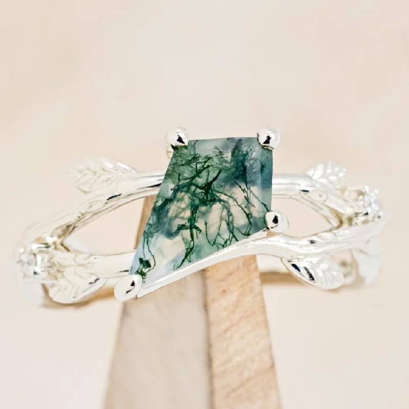 Men's Diamond Engagement Rings with Platinum Band and Halo Setting for a Luxury Proposal"ARTEMIS ON THE VINE" DIAGONAL - KITE CUT MOSS AGATE ENGAGEMENT RING WITH DIAMOND ACCENTS & A BRANCH-STYLE BAND Men's Diamond Engagement Rings with Platinum Band and Halo Setting for a Luxury Proposal"ARTEMIS ON THE VINE" DIAGONAL - KITE CUT MOSS AGATE ENGAGEMENT RING WITH DIAMOND ACCENTS & A BRANCH-STYLE BAND