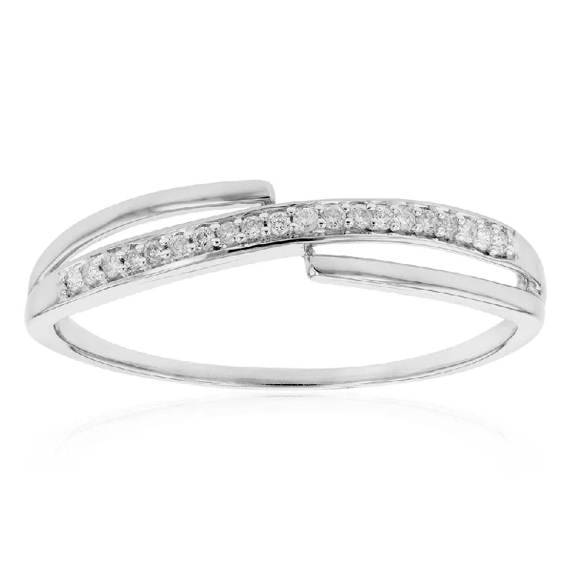 Peridot Gemstone Rings in 14K Gold - Filled Metal with a Pave - Set Band for a Sparkling Look9ct White Gold Fashion Ring Set With 20 White Diamonds Peridot Gemstone Rings in 14K Gold - Filled Metal with a Pave - Set Band for a Sparkling Look9ct White Gold Fashion Ring Set With 20 White Diamonds