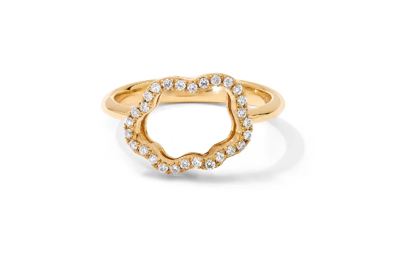 Citrine Gemstone Rings in Stainless Steel with a Stackable Design for a Trendy Everyday WearGolden Cloud 18K Gold Ring w. Diamonds Citrine Gemstone Rings in Stainless Steel with a Stackable Design for a Trendy Everyday WearGolden Cloud 18K Gold Ring w. Diamonds