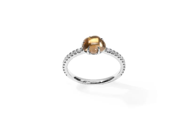 Emerald Gemstone Rings Set in Platinum with Filigree Work for a Vintage - Inspired LookMid Cloud Pavé 18K Whitegold Ring w. Smokey Quartz & Diamonds Emerald Gemstone Rings Set in Platinum with Filigree Work for a Vintage - Inspired LookMid Cloud Pavé 18K Whitegold Ring w. Smokey Quartz & Diamonds