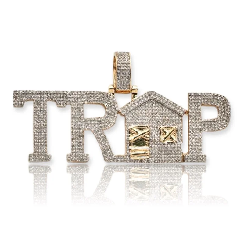 Antique - Brass - Finished Compass Pendant for Travelers and Explorers10KY 2.75CTW DIAMOND TRAP TEXT PENDANT Antique - Brass - Finished Compass Pendant for Travelers and Explorers10KY 2.75CTW DIAMOND TRAP TEXT PENDANT